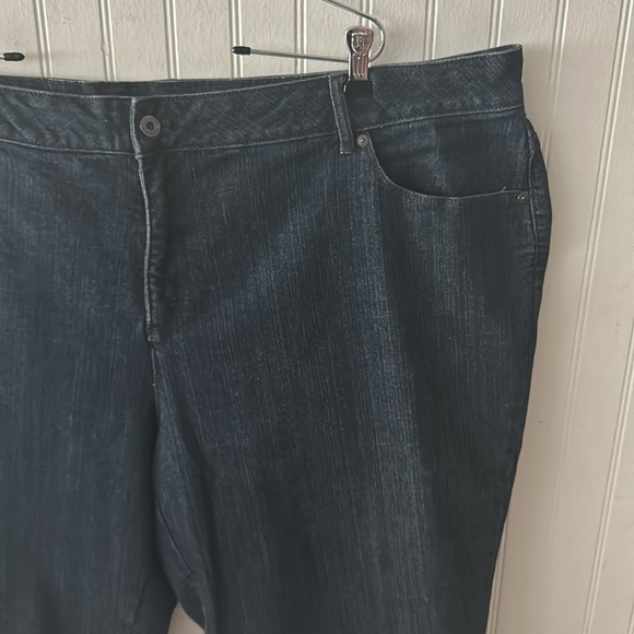 Liz Claiborne Woman Cropped Blue Jeans sz 24W - Picture 7 of 11
